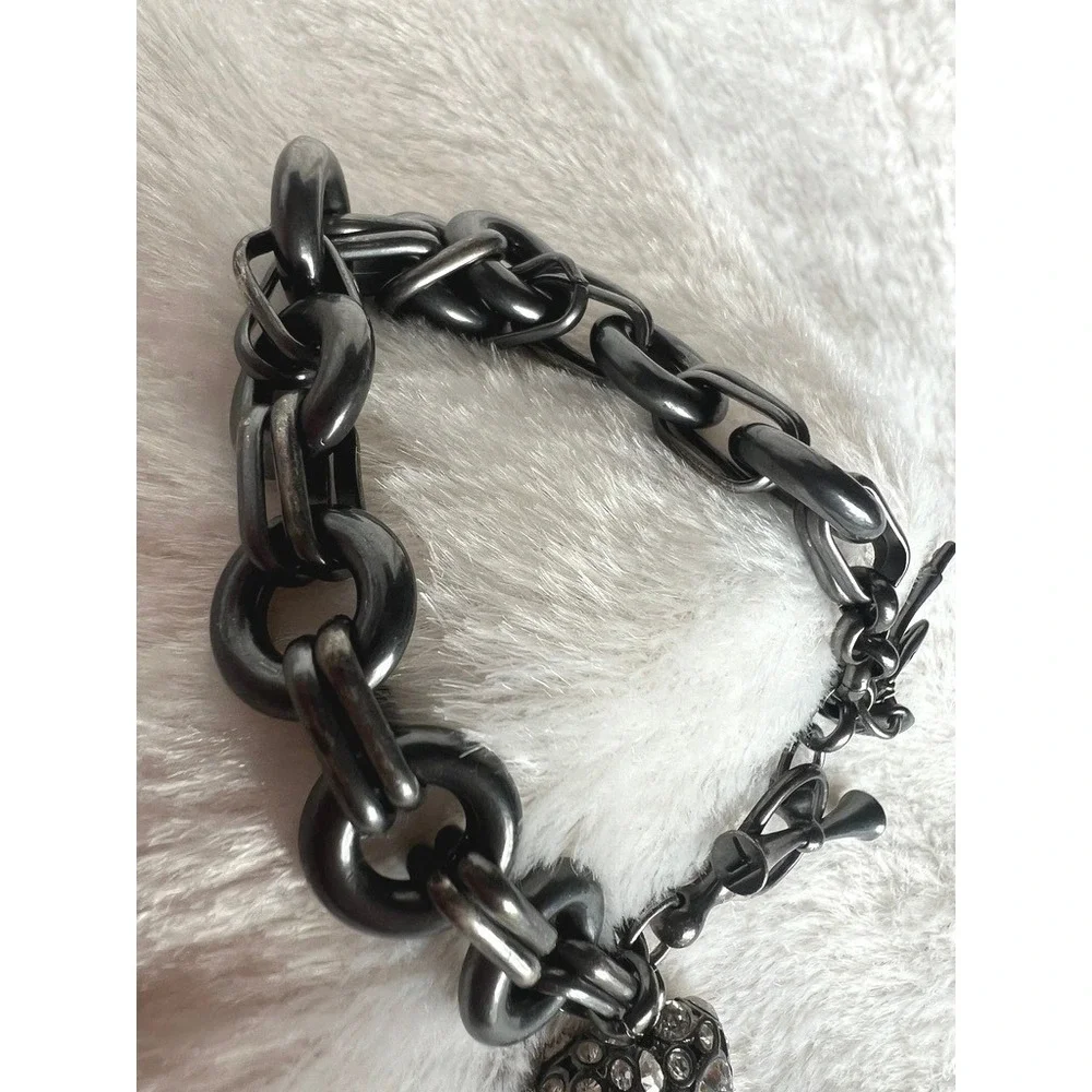 Fossil Charm‎ Bracelet Puffy Rhinestone Heart Black Gunmetal Chain Toggle 7.5